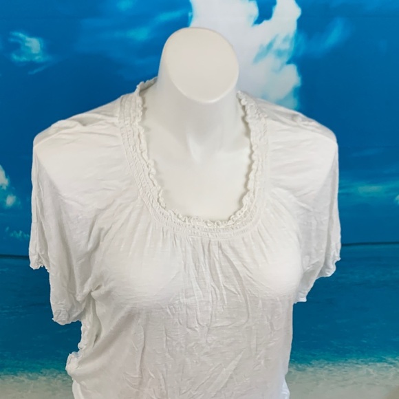 Avenue White Banded Hem Top - Picture 2 of 7